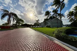 3405 NW 44th St, Oakland Park, FL 33309 - Photo 21
