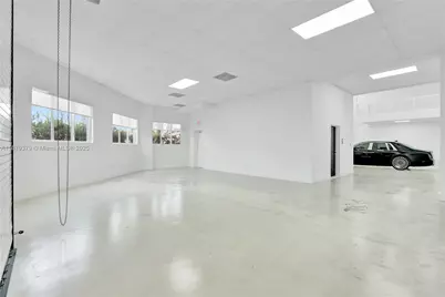 6700 NE 2nd Ct #4, Miami, FL 33138 - Photo 9