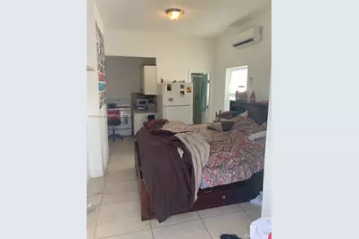 444 NW 80th St, Miami, FL 33150 - Photo 3