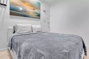 335 Ocean Dr, Miami Beach, FL 33139 - Photo 17