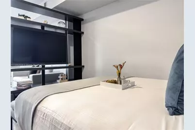 398 NE 5th St #4107, Miami, FL 33132 - Photo 13