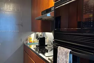 100 Lincoln Rd, Miami Beach, FL 33139 - Photo 23