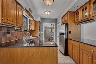 7901 SW 133rd St, Pinecrest, FL 33156 - Photo 9