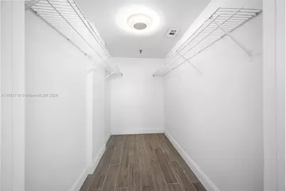 1010 NW 11th St #507, Miami, FL 33136 - Photo 23
