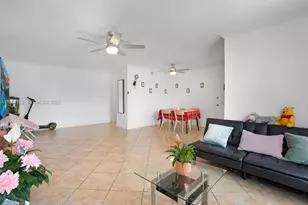 1300 Lincoln Rd, Miami Beach, FL 33139 - Photo 11