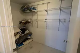 16385 Biscayne Blvd, North Miami Beach, FL 33160 - Photo 9