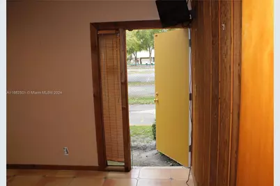 7800 W Oakland Park Blvd #4A11, Sunrise, FL 33351 - Photo 13