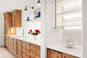 1425 Brickell Ave, Miami, FL 33131 - Photo 13