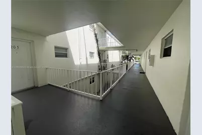 4255 N University Dr #201, Sunrise, FL 33351 - Photo 19