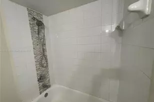 4255 N University Dr, Sunrise, FL 33351 - Photo 9