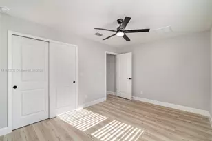129 SW 9th Pl, Cape Coral, FL 33991 - Photo 19
