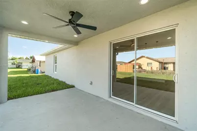 129 SW 9th Pl, Cape Coral, FL 33991 - Photo 25