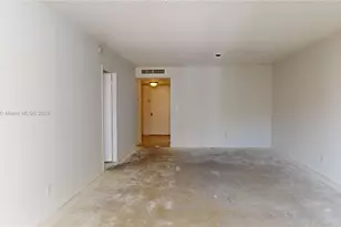 600 Three Islands Boulevard, Hallandale Beach, FL 33009 - Photo 11