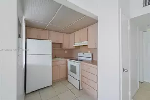 926 Michigan Ave, Miami Beach, FL 33139 - Photo 5