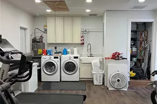 3996 NW 1st Pl, Deerfield Beach, FL 33442 - Photo 7