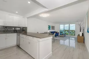 2301 Collins Ave, Miami Beach, FL 33139 - Photo 15