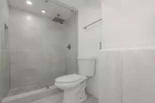 2301 Collins Ave, Miami Beach, FL 33139 - Photo 25