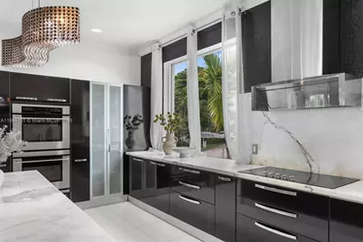 19555 NE 37th Ave, Aventura, FL 33180 - Photo 21