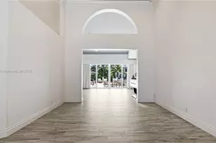 34 Pelican Dr, Fort Lauderdale, FL 33301 - Photo 19