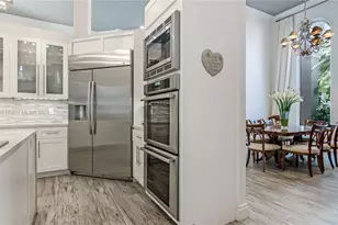 34 Pelican Dr, Fort Lauderdale, FL 33301 - Photo 29