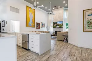 34 Pelican Dr, Fort Lauderdale, FL 33301 - Photo 25