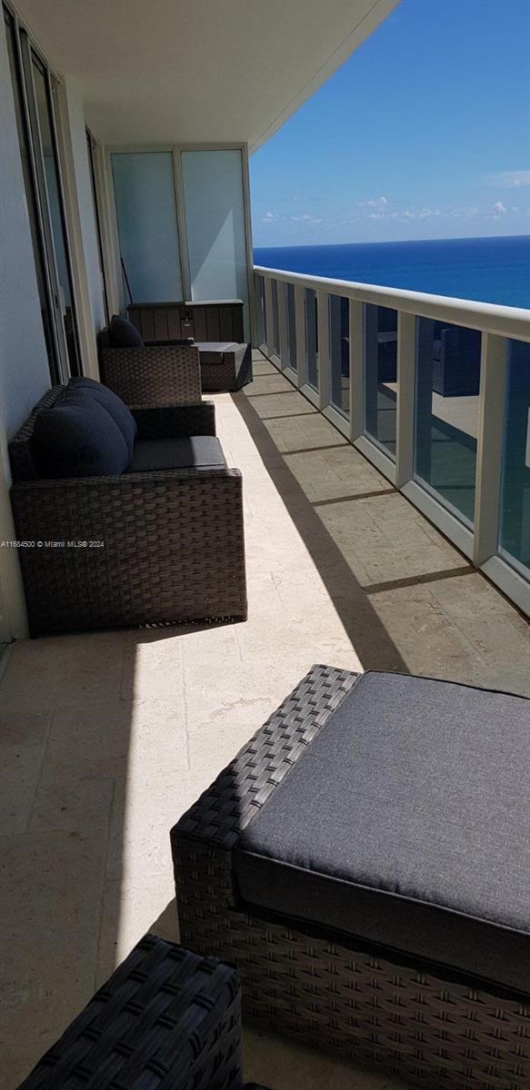 1830 S Ocean Dr #2604 - 1830 S Ocean Dr #2604, Hallandale Beach, FL 33009 Luxury Property | Jose Angel Pina