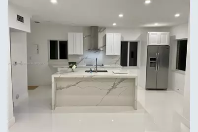 1201 Marseille Dr #17, Miami Beach, FL 33141 - Photo 3