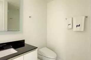 18555 Collins Ave, Sunny Isles Beach, FL 33160 - Photo 17