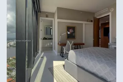 18555 Collins Ave #5203, Sunny Isles Beach, FL 33160 - Photo 51