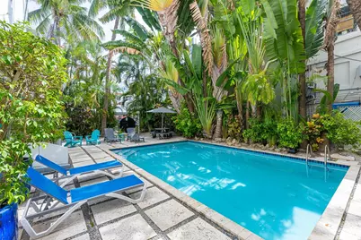 420 15th St #105, Miami Beach, FL 33139 - Photo 1