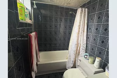 6055 W 19th Ave #318, Hialeah, FL 33012 - Photo 11