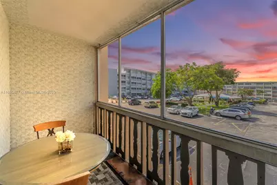 410 SE 2nd St #220, Hallandale Beach, FL 33009 - Photo 21