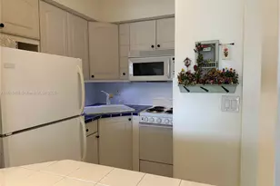 801 Atlantic Shores Blvd, Hallandale Beach, FL 33009 - Photo 7