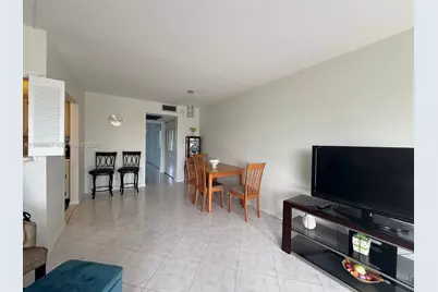 313 Southampton A #313, West Palm Beach, FL 33417 - Photo 5