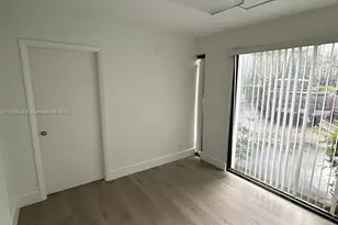 150 SE 12th St, Fort Lauderdale, FL 33316 - Photo 1