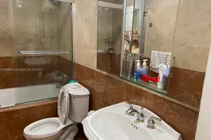 5401 Collins Ave, Miami Beach, FL 33140 - Photo 33