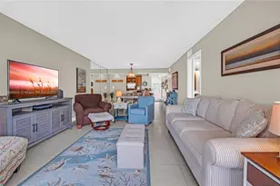 671 S Hollybrook Dr, Pembroke Pines, FL 33025 - Photo 9