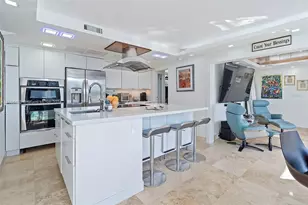 6616 E Miami Lakes Dr E, Miami Lakes, FL 33014 - Photo 17