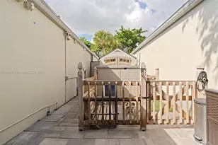 6616 E Miami Lakes Dr E, Miami Lakes, FL 33014 - Photo 41