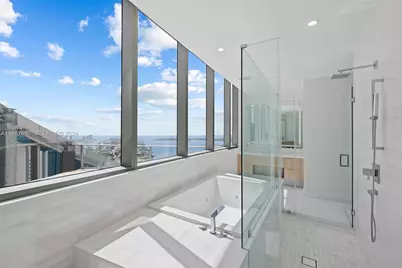 851 NE 1st Ave #PH 5700, Miami, FL 33132 - Photo 19