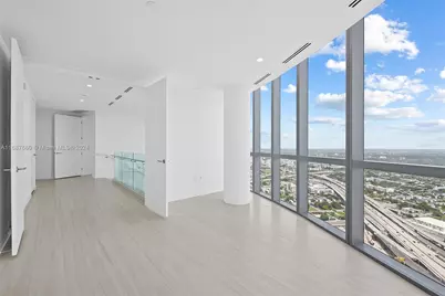 851 NE 1st Ave #PH 5700, Miami, FL 33132 - Photo 15