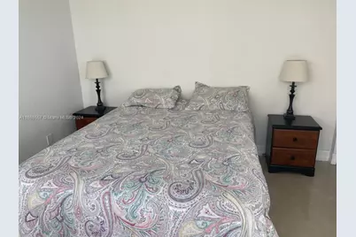 5401 Collins Ave #412, Miami Beach, FL 33140 - Photo 23