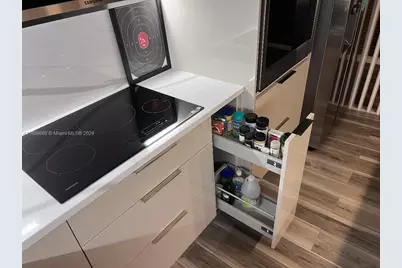 111 Golden Isles Dr #G5, Hallandale Beach, FL 33009 - Photo 13