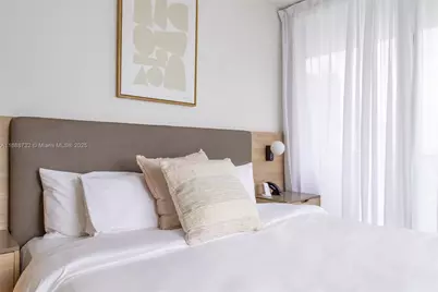 159 NE 6th St #3701, Miami, FL 33132 - Photo 25