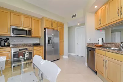 9751 E Bay Harbor Dr #8D, Bay Harbor Islands, FL 33154 - Photo 5