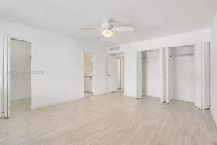 20350 W Country Club Dr, Aventura, FL 33180 - Photo 13