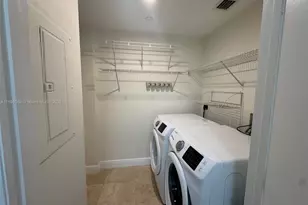 3330 NE 190th St, Aventura, FL 33180 - Photo 9