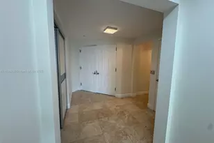 3330 NE 190th St, Aventura, FL 33180 - Photo 5