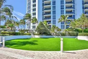 18101 Collins Ave, Sunny Isles Beach, FL 33160 - Photo 29