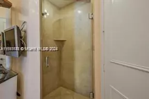 18101 Collins Ave, Sunny Isles Beach, FL 33160 - Photo 17